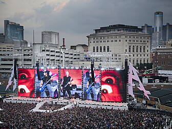 75,000 Metallica Fans Expected...